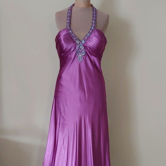 (6) Gorgeous Faviana Halter Top Long Gown With a Sexy Back - Picture 1 of 5